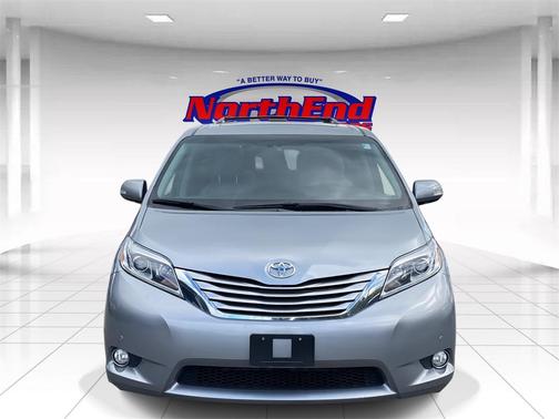 2017 Toyota Sienna Limited Premium