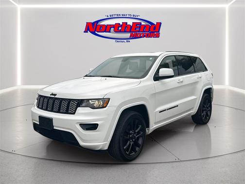 2022 Jeep Grand Cherokee Laredo