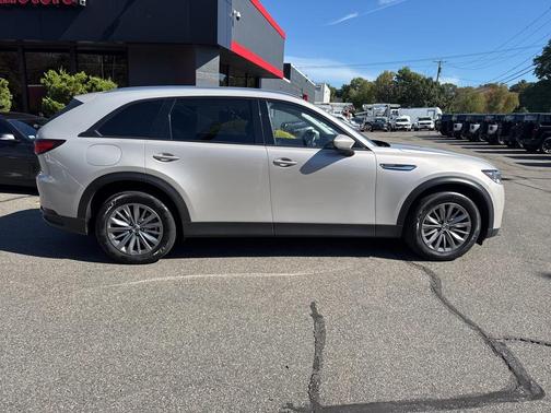2024 Mazda CX-90 PHEV Preferred