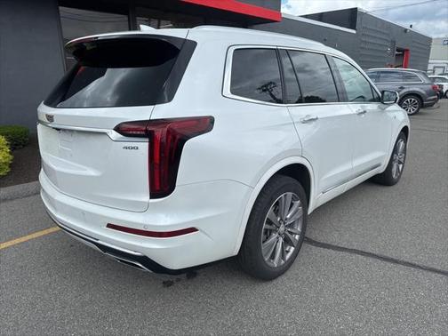 2022 Cadillac XT6 Premium Luxury AWD