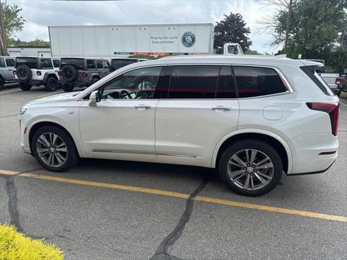 2022 Cadillac XT6 Premium Luxury AWD