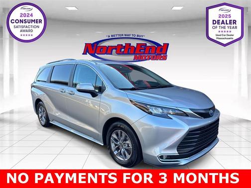 2024 Toyota Sienna XLE