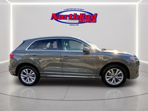 2021 Audi Q3 45 S line Premium