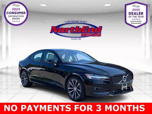 2022 Volvo S60 T5 Momentum