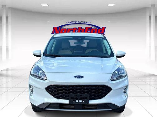 Oxford White 2022 Ford Escape SEL