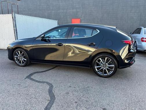 2024 Mazda Mazda3 FWD w/Preferred Package