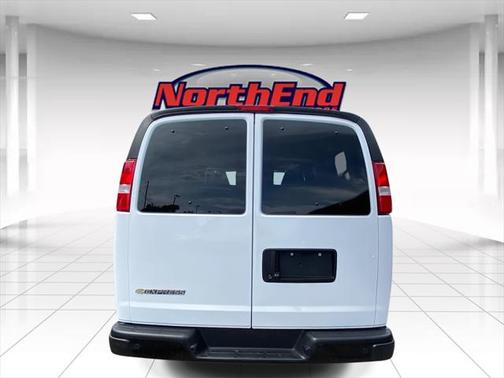 2023 Chevrolet Express 3500 RWD 3500 Regular Wheelbase LS