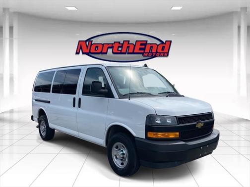 2023 Chevrolet Express 3500 RWD 3500 Regular Wheelbase LS