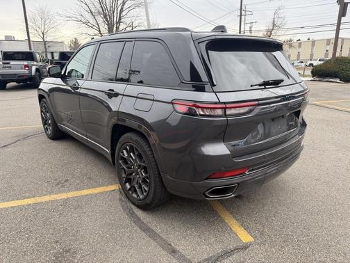 2023 Jeep Grand Cherokee 4xe Summit