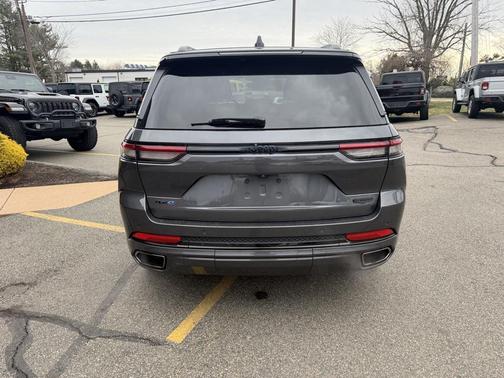 2023 Jeep Grand Cherokee 4xe Summit