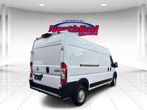 Bright White Clearcoat 2026 RAM ProMaster 2500 Tradesman