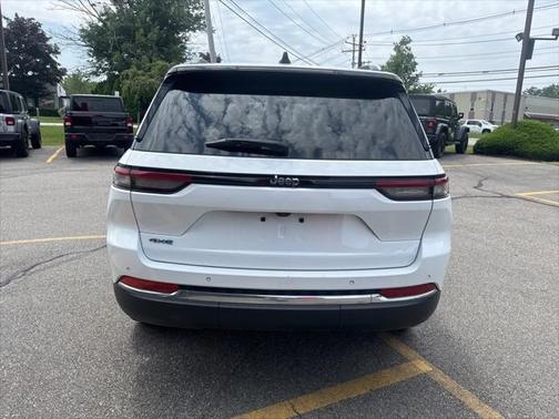2022 Jeep Grand Cherokee 4xe Base