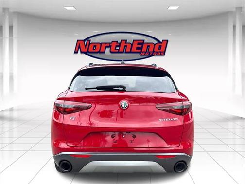 2022 Alfa Romeo Stelvio Ti