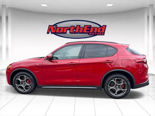 2022 Alfa Romeo Stelvio Ti
