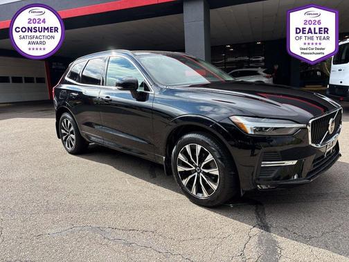 Onyx Black Metallic 2023 Volvo XC60 B5 Core