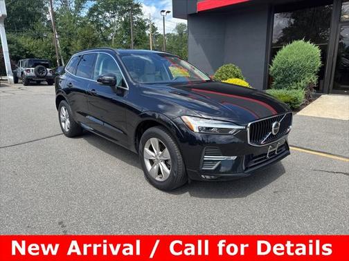 2022 Volvo XC60 B5 Momentum