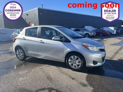 2012 Toyota Yaris LE