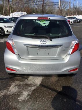 2012 Toyota Yaris LE