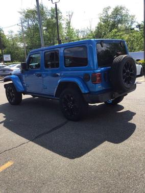 Hydro Blue Pearlcoat 2024 Jeep Wrangler 4xe Sahara