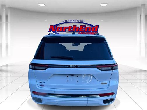 2022 Jeep Grand Cherokee 4xe Overland