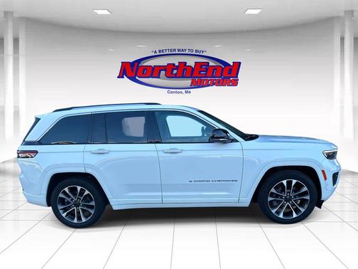 2022 Jeep Grand Cherokee 4xe Overland