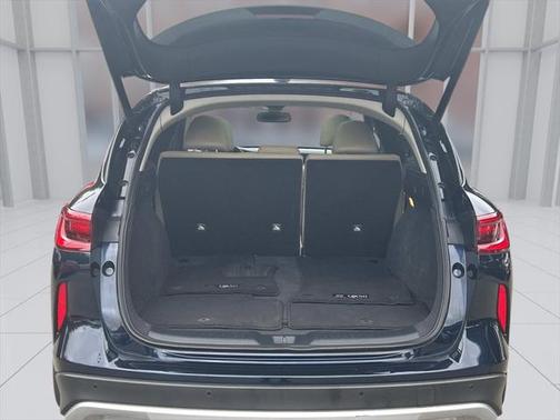 2022 INFINITI QX50 LUXE AWD