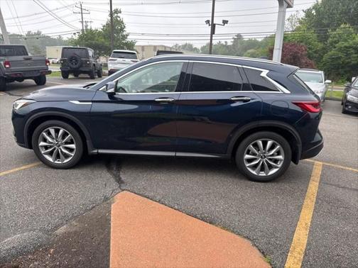 2022 INFINITI QX50 LUXE AWD