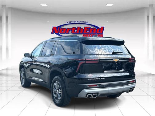 2024 Chevrolet Traverse LT