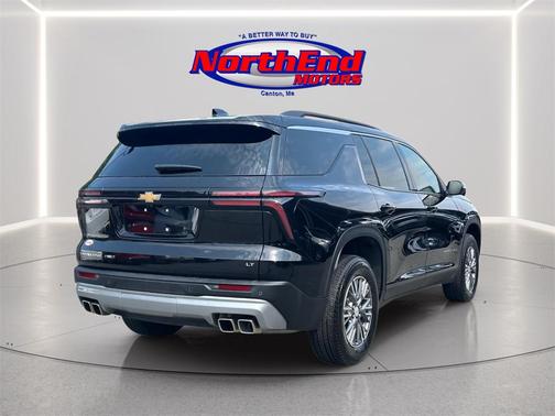 2024 Chevrolet Traverse LT