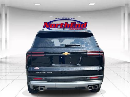 2024 Chevrolet Traverse LT