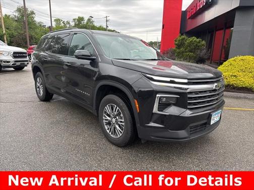 2024 Chevrolet Traverse LT