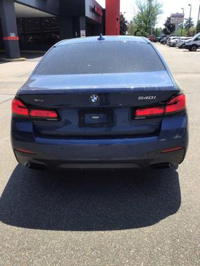 Phytonic Blue Metallic 2022 BMW 540 i xDrive