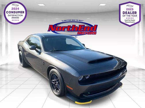 Granite Pearlcoat 2023 Dodge Challenger SRT Hellcat