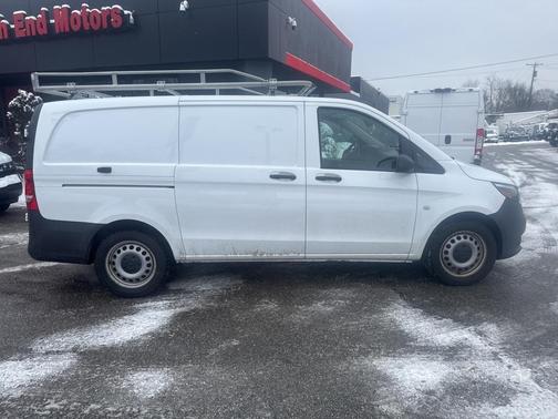 2023 Mercedes-Benz Metris Base