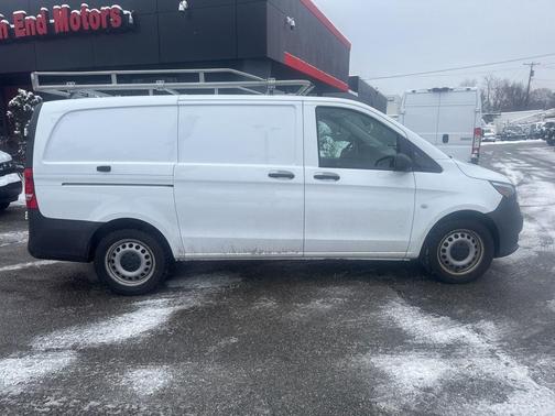 2023 Mercedes-Benz Metris Base