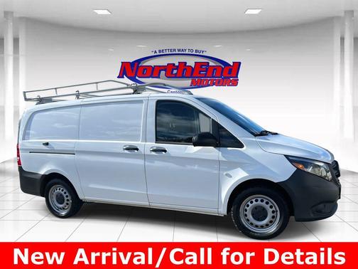 2023 Mercedes-Benz Metris Base