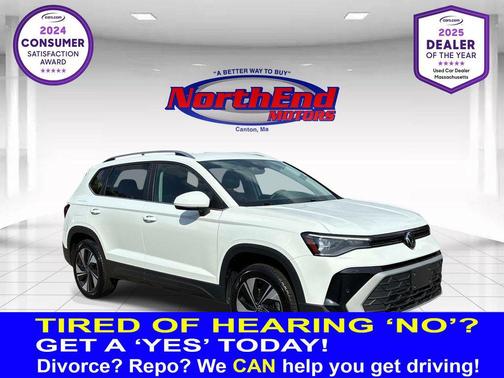 Pure White 2025 Volkswagen Taos 1.5T SE