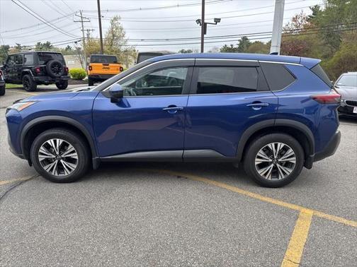 2022 Nissan Rogue SV