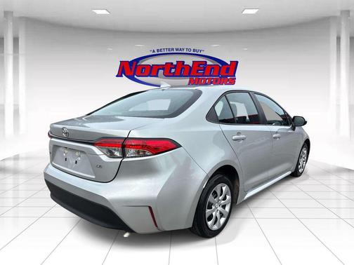 Classic Silver Metallic 2024 Toyota Corolla LE