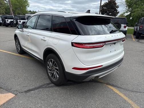 2022 Lincoln Corsair Standard