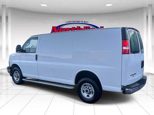 2024 GMC Savana 2500 Work Van