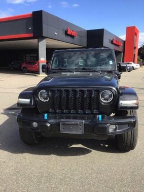Black Clearcoat 2023 Jeep Wrangler 4xe Sahara High Altitude