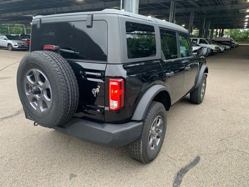 Shadow Black 2025 Ford Bronco Big Bend