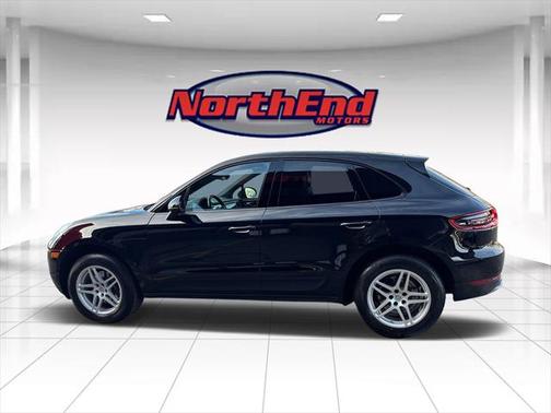 2018 Porsche Macan Base