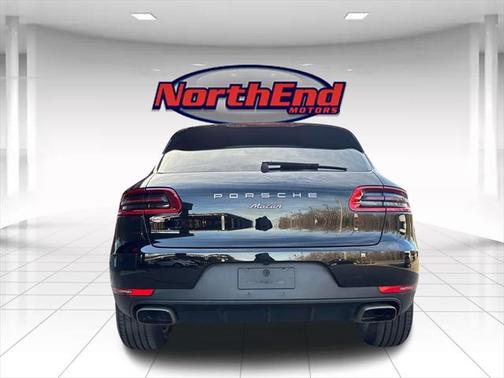 2018 Porsche Macan Base