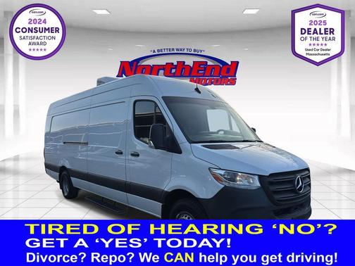 White 2022 Mercedes-Benz Sprinter 4500 High Roof V6