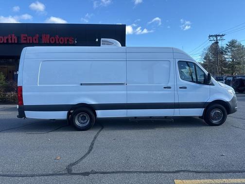 2022 Mercedes-Benz Sprinter 4500 High Roof V6