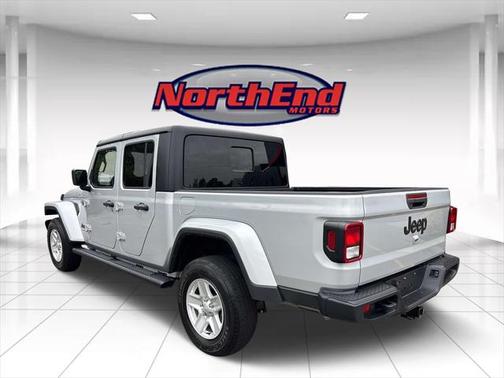 2023 Jeep Gladiator Sport S