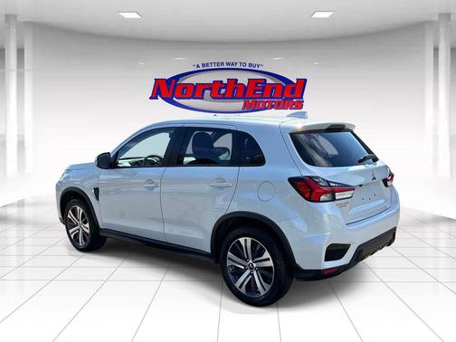 White Diamond 2025 Mitsubishi Outlander Sport 2.0 ES