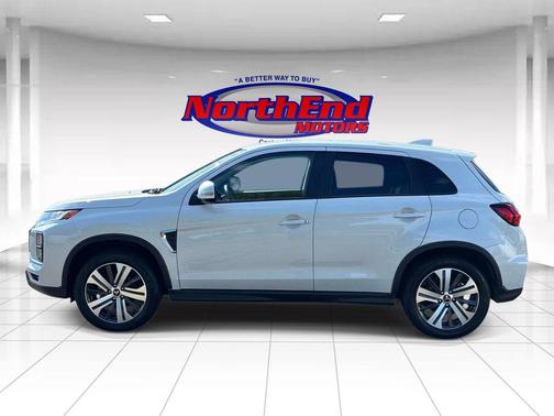 White Diamond 2025 Mitsubishi Outlander Sport 2.0 ES